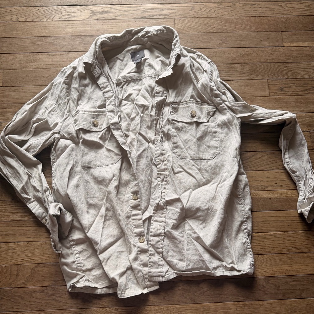 H&M Mens Tan and cream oversized button-up shirt Size L